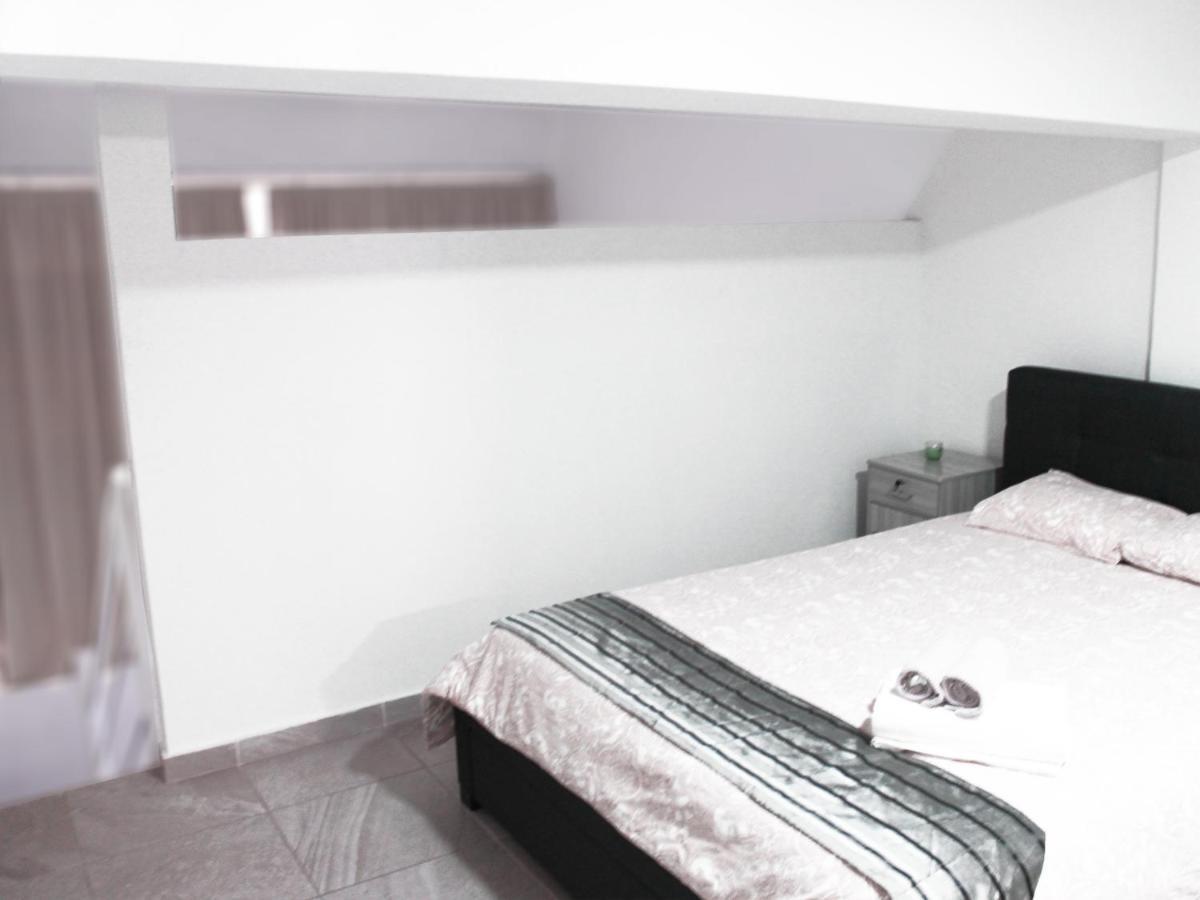 Duplex Comfort Apartments Larnaca Exteriér fotografie